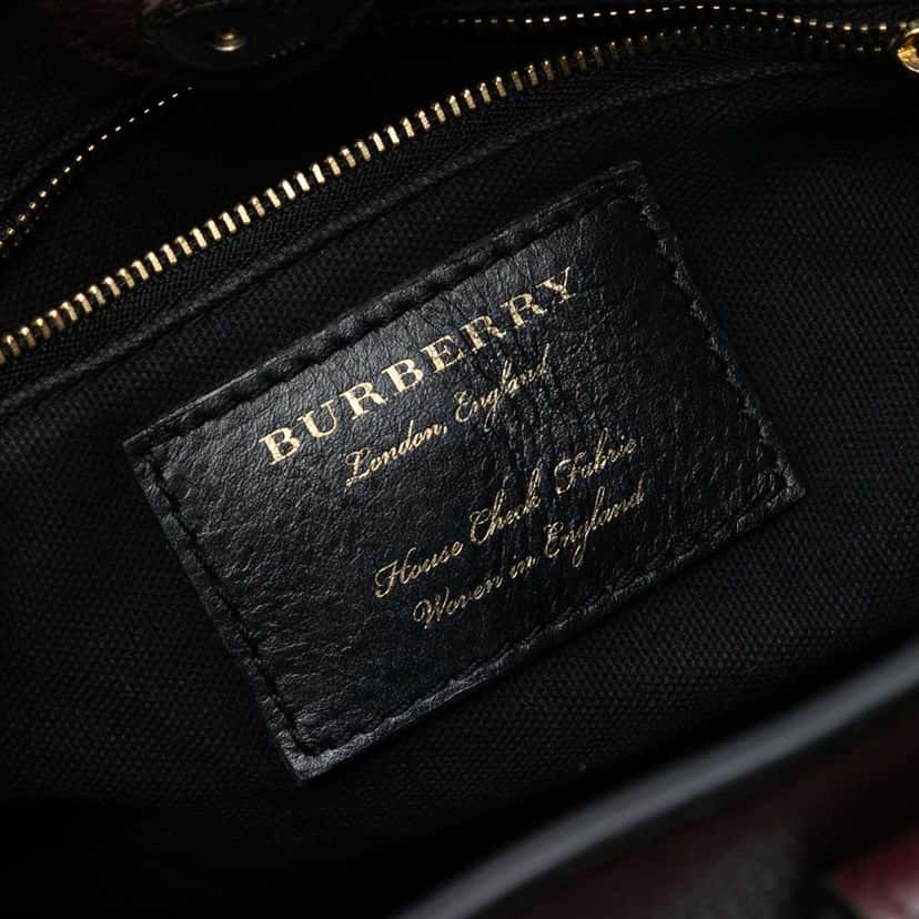 Burberry Small Grainy Calfskin and House Check Banner Satchel Red Leather Good condition - Box View