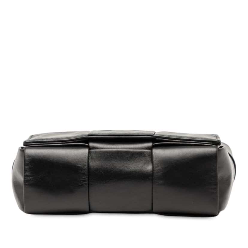 Bottega Veneta Candy Paper Calfskin Intrecciato Cassette Crossbody Black Leather Good condition - Inside View