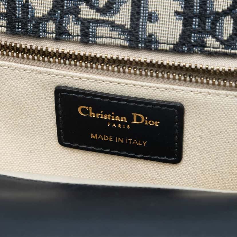 Dior Oblique Canvas CD Lock Chain Flap Crossbody Blue Canvas Very good condition - Box View
