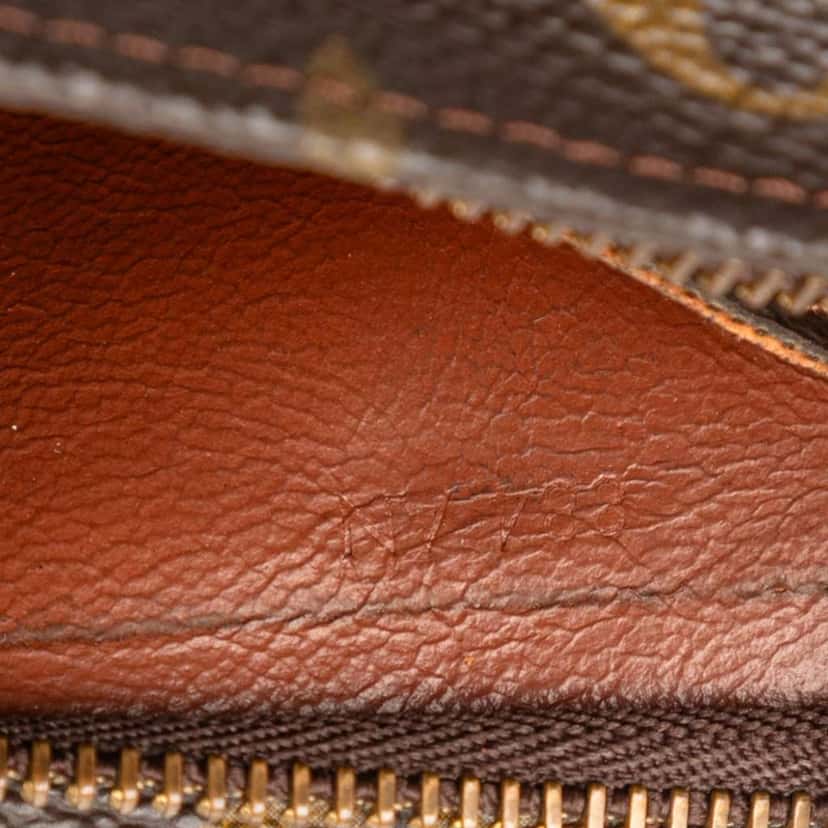 Louis Vuitton Monogram Toiletry Pouch 26 Brown Good condition - Box View