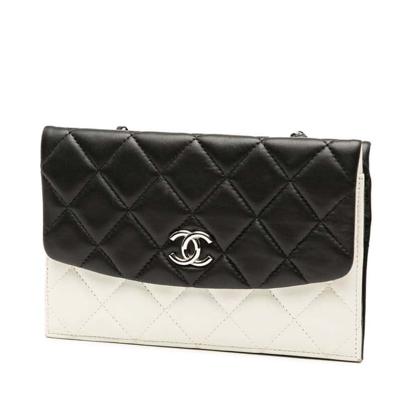 Chanel CC Bicolor Quilted Lambskin Double Sided Wallet on Chain White Leather Very good condition - Back View