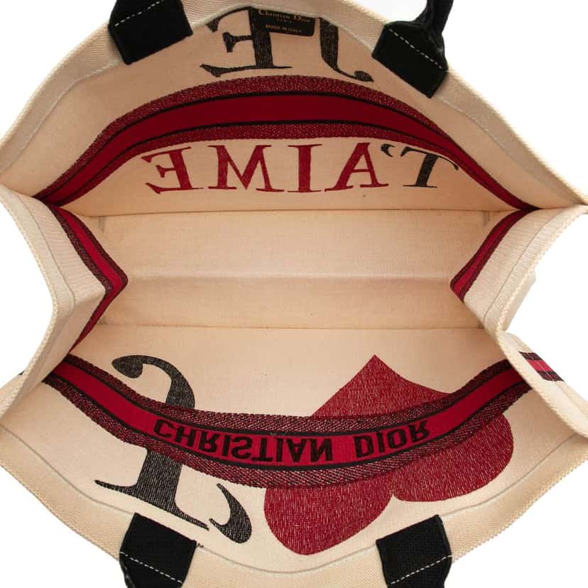 Dior DiorAmour Large Embroidered Canvas Je T aime Book Tote White Canvas Good condition - Model View