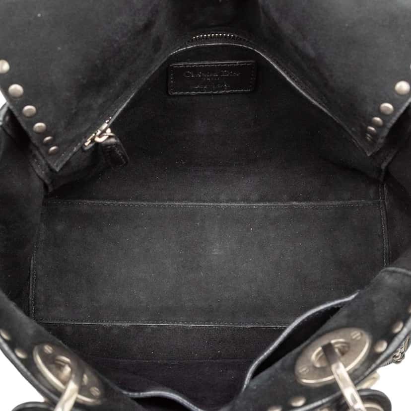 Dior Medium Calfskin Cannage Embossed Flower Studded Supple Lady Dior Black Leather Very good condition - Model View