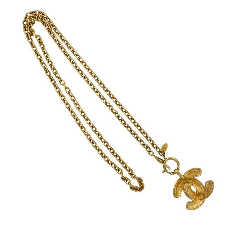 Chanel CC Gold Plated Quilted Pendant Necklace Gold Metal Good condition - Back View