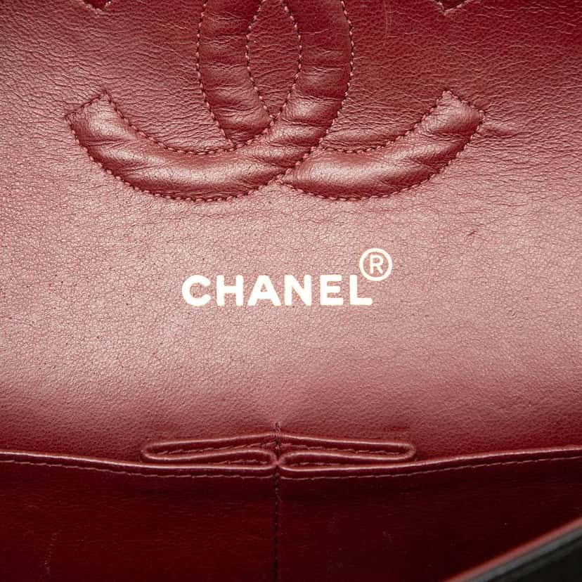 Chanel Medium Classic Lambskin Double Flap Black Leather Good condition - Box View