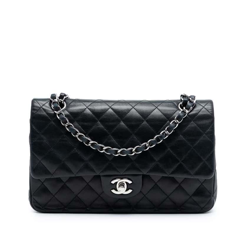 Chanel Medium Classic Lambskin Double Flap Black Leather Good condition - Front View