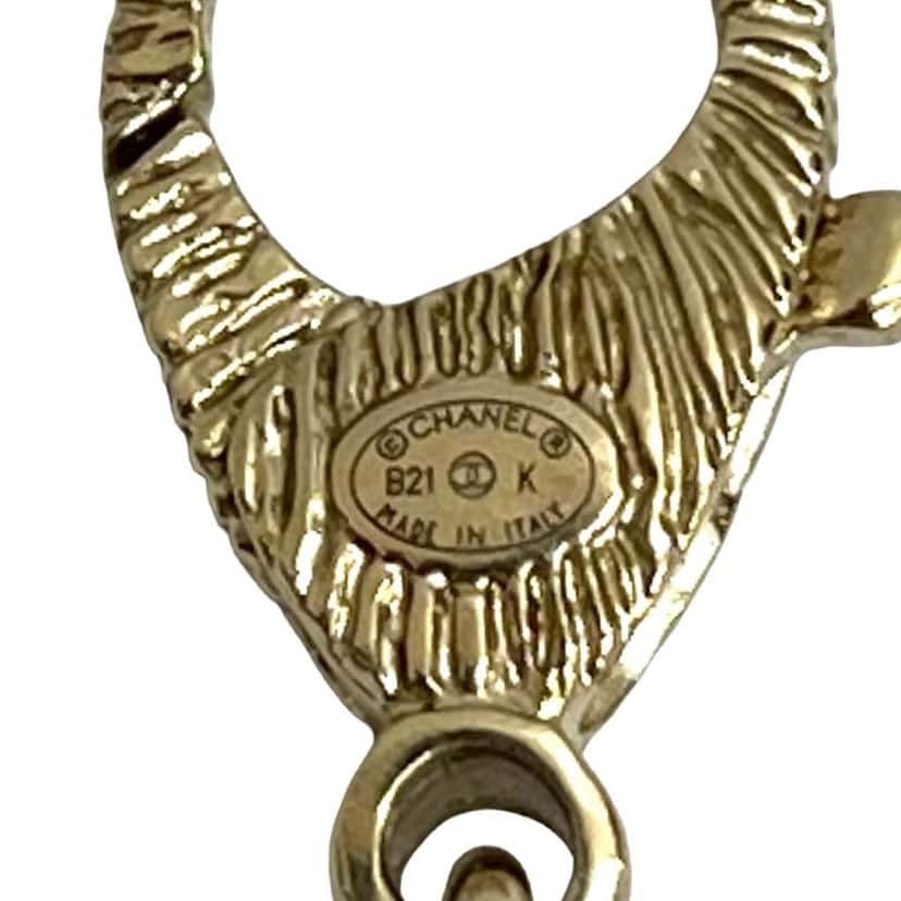 Chanel CC Gold Plated Faux Pearl and Rhinestone Medallion Chain Necklace Gold Metal Good condition - Inside View