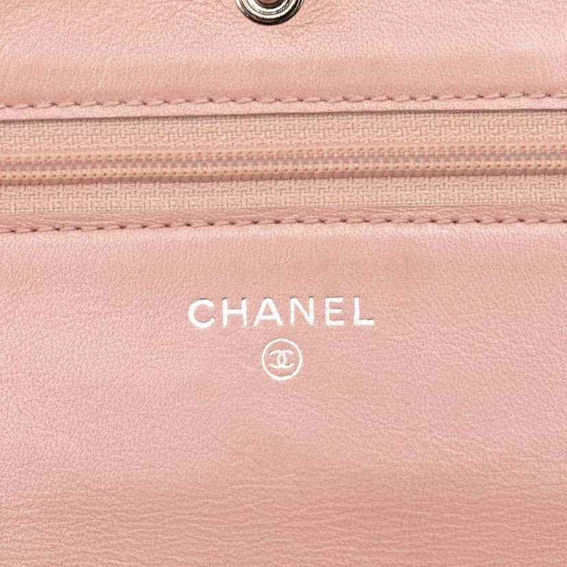 Chanel CC Caviar Wallet On Chain Pink Leather Very good condition - Box View