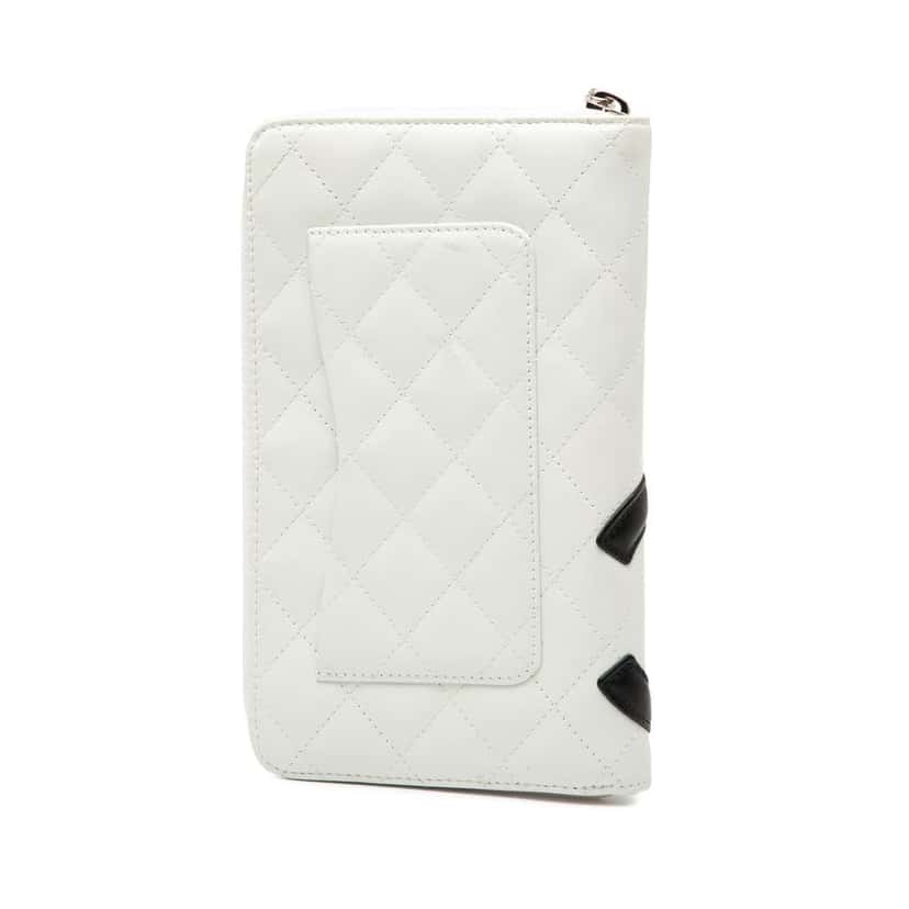 Chanel CC Quilted Lambskin Cambon Ligne Zippy Organizer Wallet White Leather Very good condition - Back View