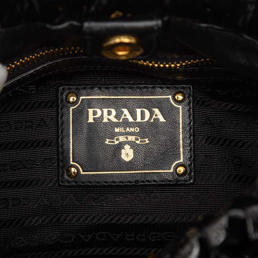 Prada Vernice Gaufre Bow Satchel Black Leather Good condition - Box View