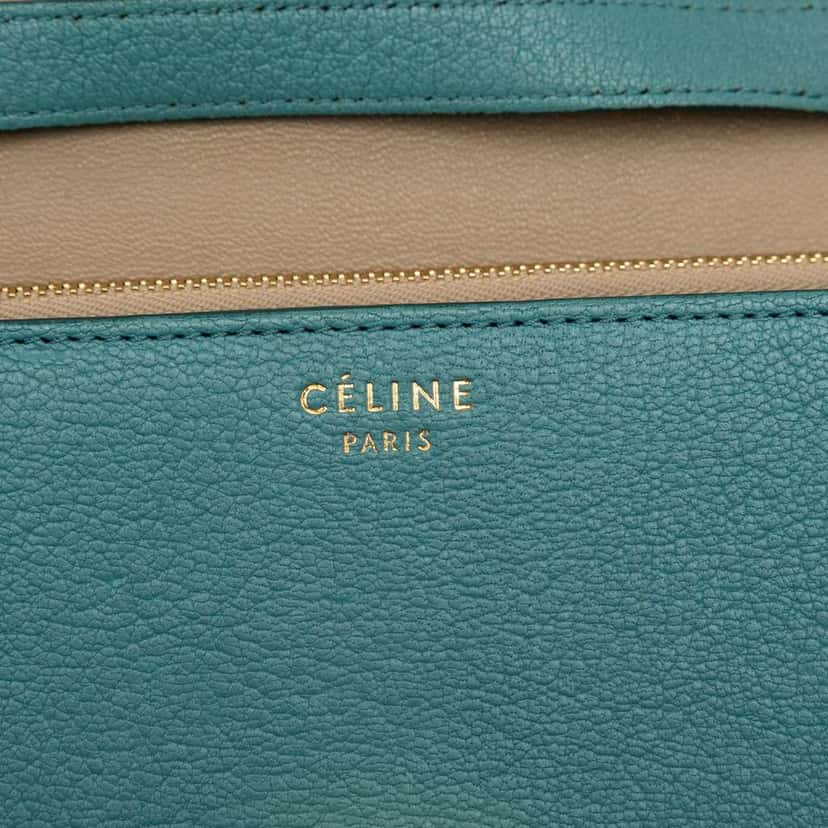 Celine Medium Calfskin Classic Box Blue Leather Very good condition - Box View