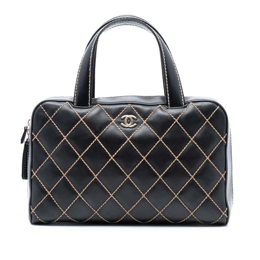 Chanel CC Lambskin Wild Stitch Handbag Black Leather Good condition - Front View