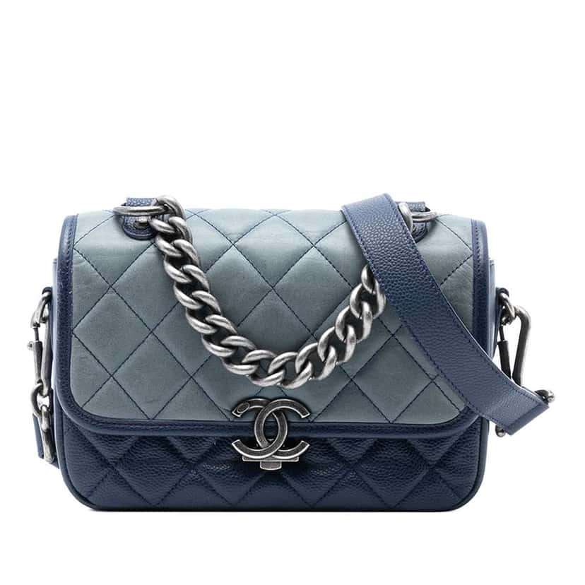 Chanel Small Quilted Iridescent Calfskin and Caviar Daily Carry Flap Blue Leather Very good condition - Front View