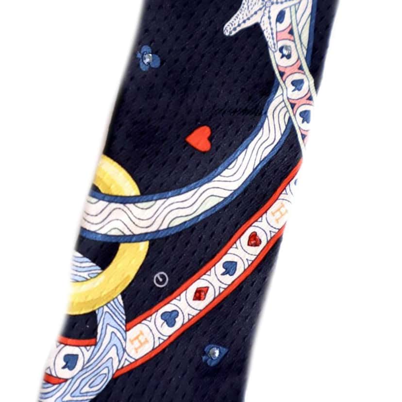 Hermès Dame De Coeur Silk Twilly Scarf Blue Silk Good condition - Model View