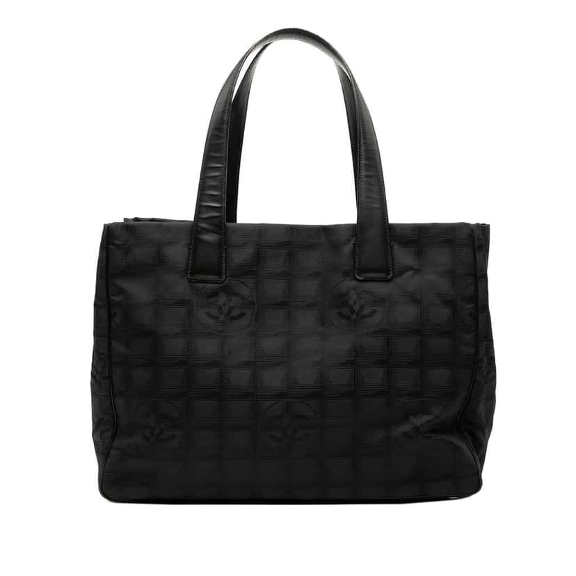 Chanel New Travel Line Nylon Tote Black Good condition - Front View