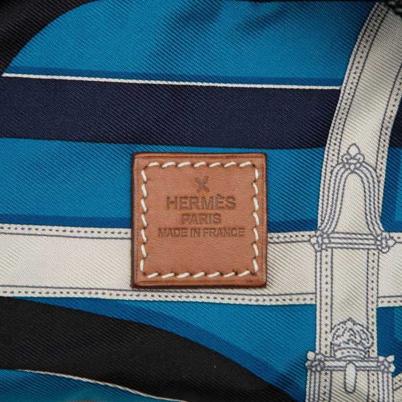 Hermès Silk and Barenia Cavalcadour Airsilk Backpack Blue Silk Good condition - Box View