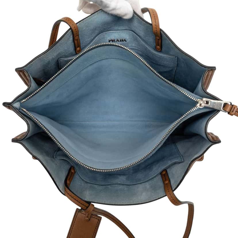 Prada Glace Calf Etiquette Tote Brown Leather Good condition - Model View