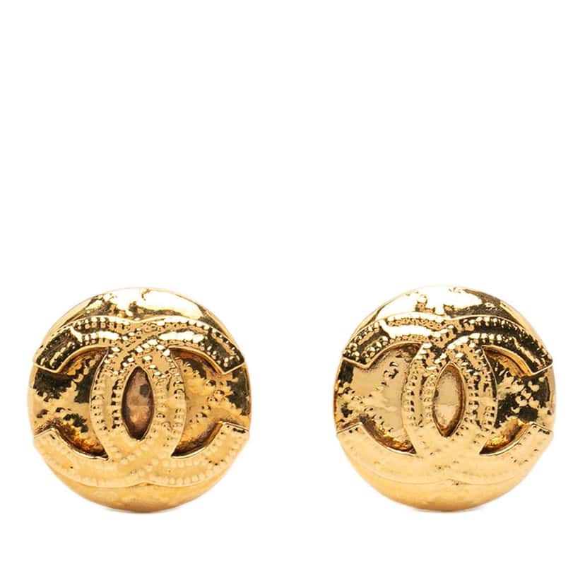 Chanel CC Gold Plated Round Clip on Earrings Gold Metal Good condition - Front View