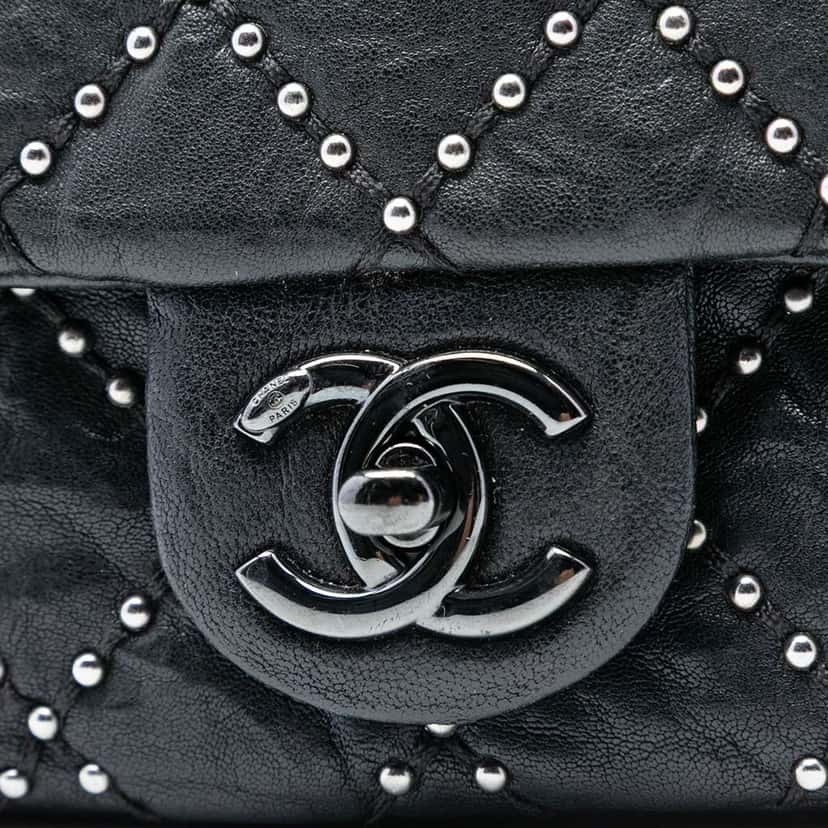 Chanel Small Quilted Distressed Calfskin Studded Metal Beauty Flap Black Leather Good condition - Box View