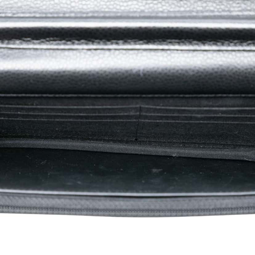 Chanel CC Quilted Caviar Wallet on Chain Black Leather Good condition - Model View