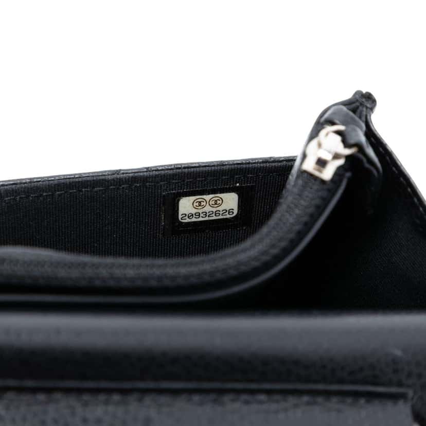 Chanel CC Quilted Caviar Wallet on Chain Black Leather Good condition - Box View