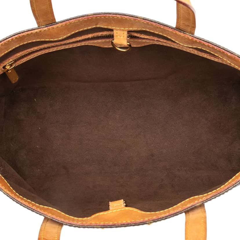 Louis Vuitton Monogram Wilshire PM Brown Good condition - Model View