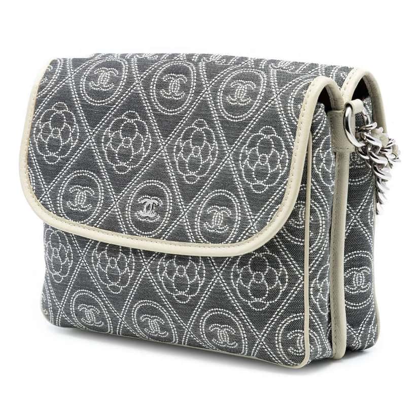 Chanel Camellia Printed Canvas Double Side Flap Grey Canvas Very good condition - Back View