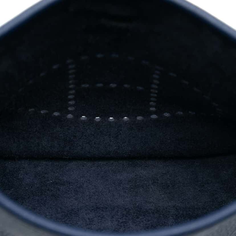 Hermès Clemence Flipperball Strap Evelyne TPM Blue Leather Good condition - Model View