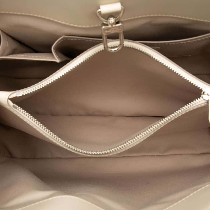 Louis Vuitton Epi Passy GM White Leather Very good condition - Model View