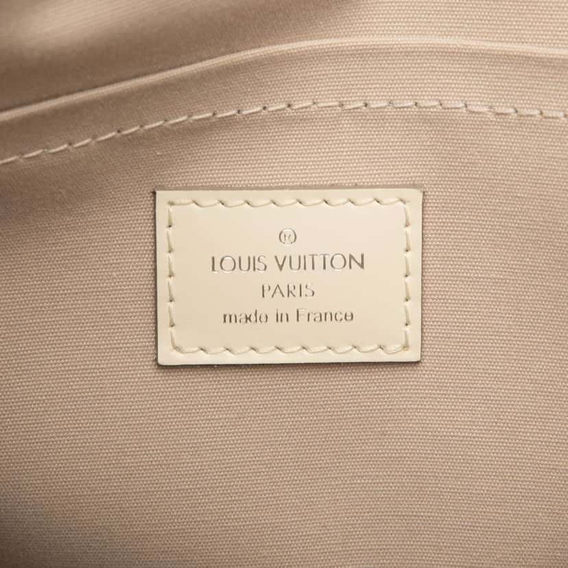 Louis Vuitton Epi Passy GM White Leather Very good condition - Box View
