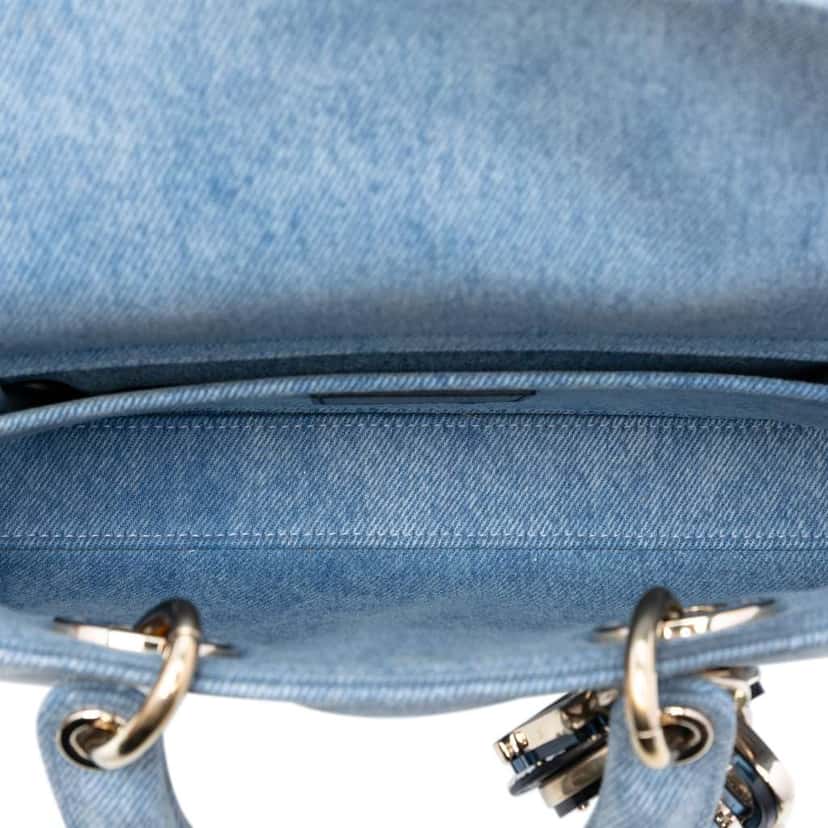 Dior Medium Denim Macrocannage Lady D Joy Blue Denim Very good condition - Model View