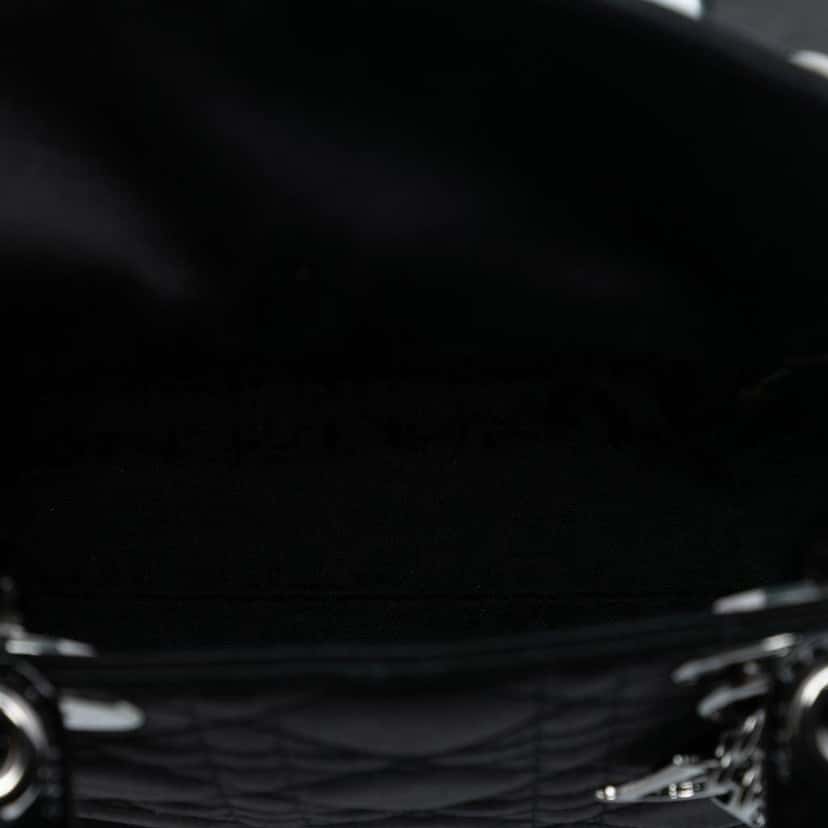 Dior Mini Satin Cannage Lady Dior Black Satin Good condition - Model View