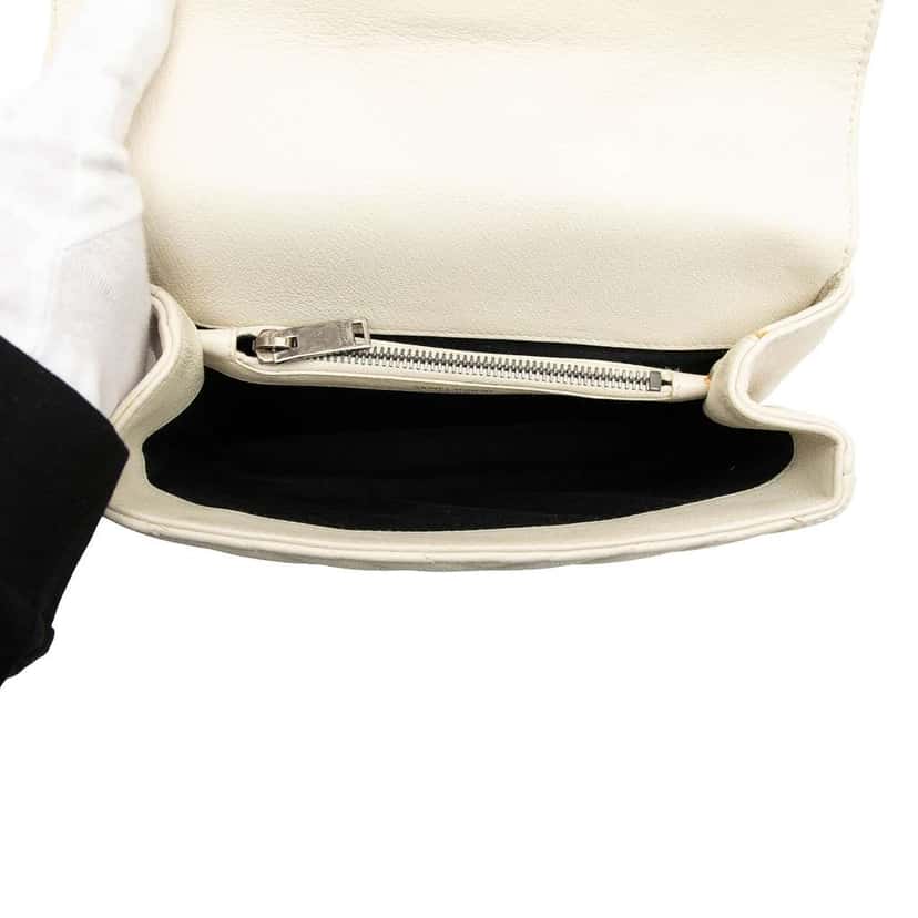 Saint Laurent Medium Chevron Sheepskin Monogram College Satchel White Leather Very good condition - Model View