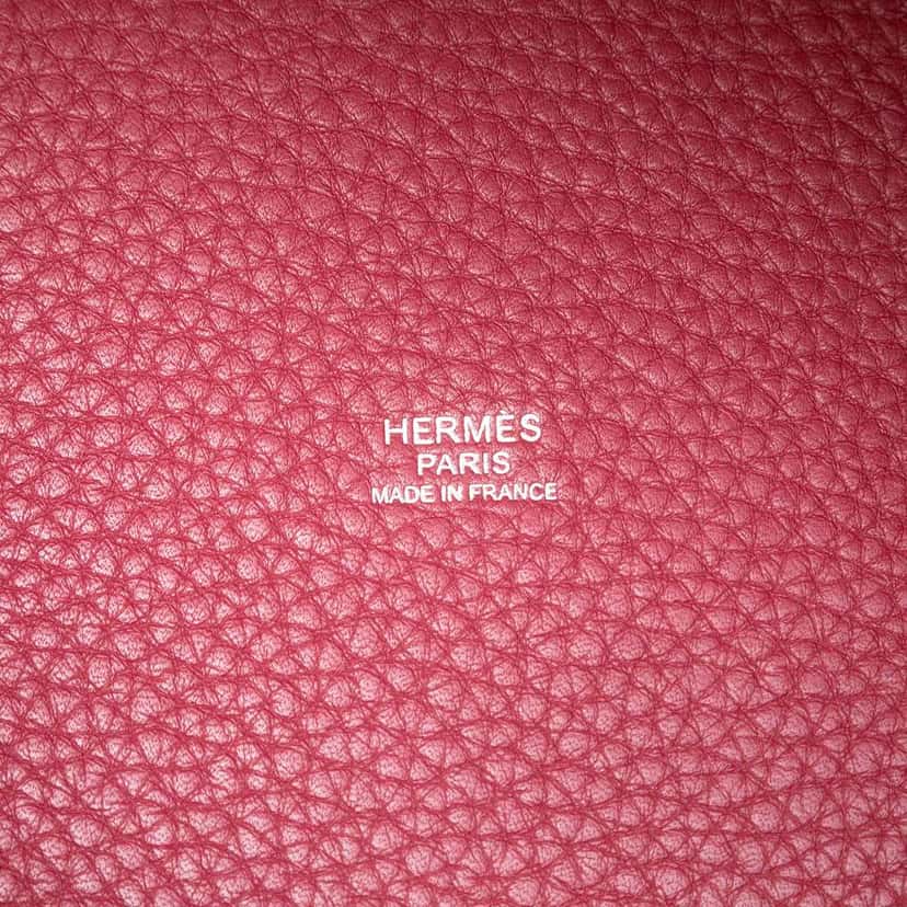 Hermès Clemence Picotin Lock 18 Red Leather Good condition - Box View