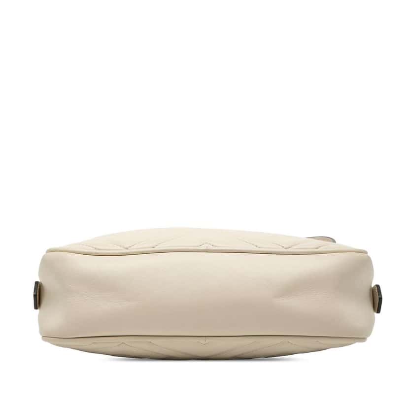 Gucci Small GG Marmont Matelasse Leather Crossbody White Leather Very good condition - Inside View