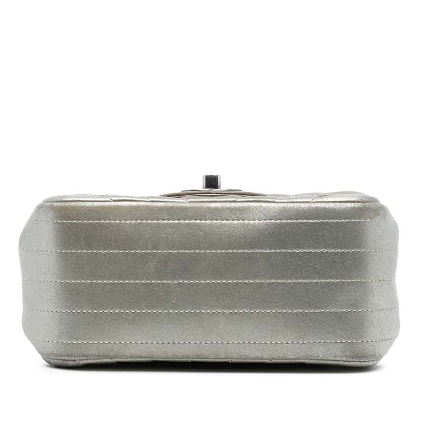 Chanel Mini Square Classic Chevron Iridescent Calfskin Single Flap Silver Leather Very good condition - Inside View