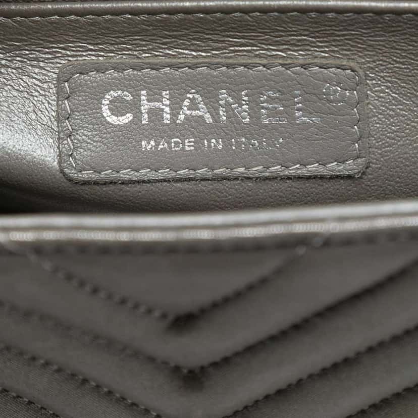 Chanel Mini Square Classic Chevron Iridescent Calfskin Single Flap Silver Leather Very good condition - Box View