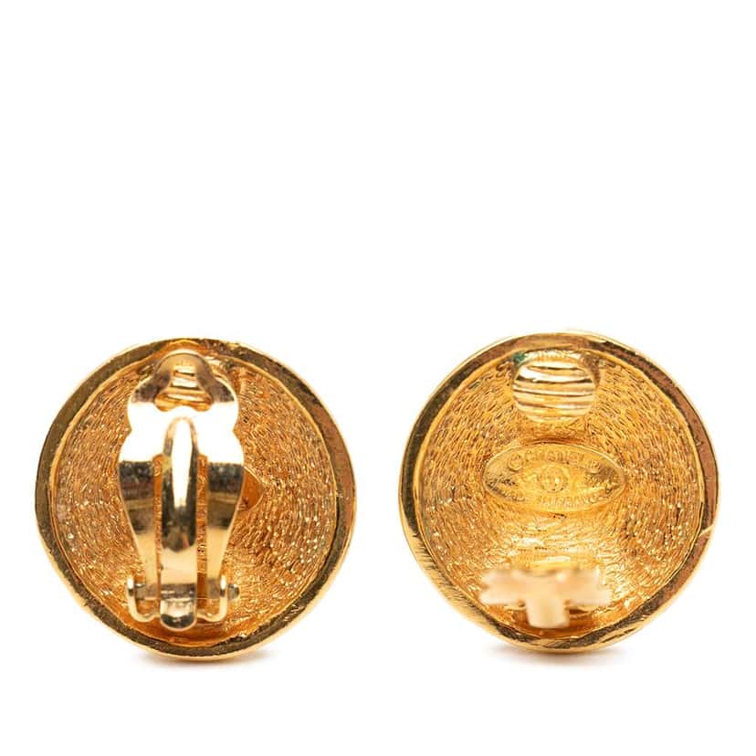 Chanel CC Gold Plated Quilted Round Clip on Earrings Gold Metal Good condition - Inside View