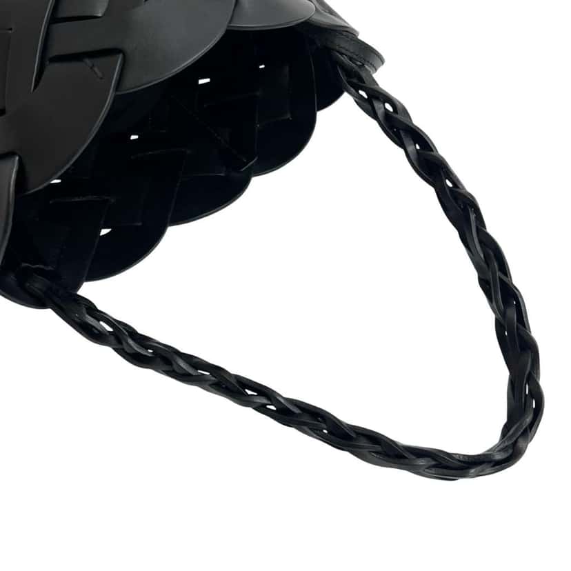 Prada Vitello Intreccio Tress Bucket Bag Black Leather Good condition - Model View