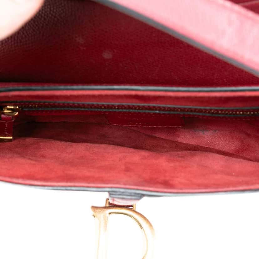 Dior Grained Calfskin Saddle Bag Red Leather Good condition - Model View