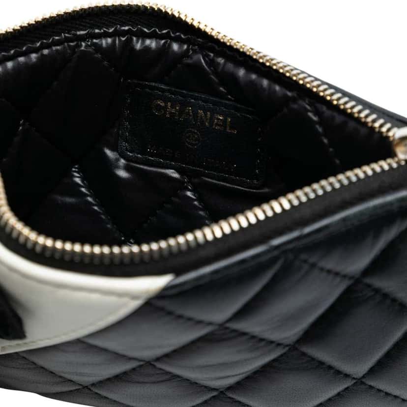 Chanel CC Quilted Lambskin Camellia Pouch Black Leather Good condition - Box View