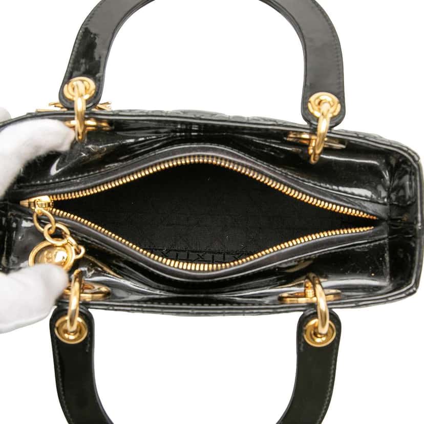 Dior Medium Patent Cannage Lady Dior Black Leather Good condition - Model View