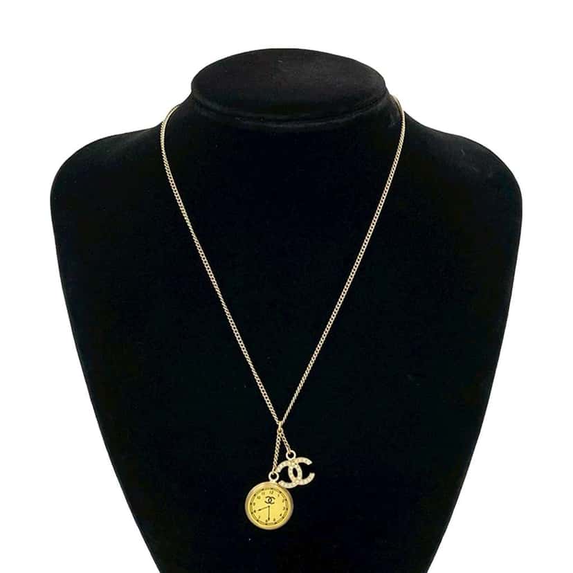 Chanel CC Gold Plated Faux Pearl Clock Pendant Necklace Gold Metal Good condition - Box View