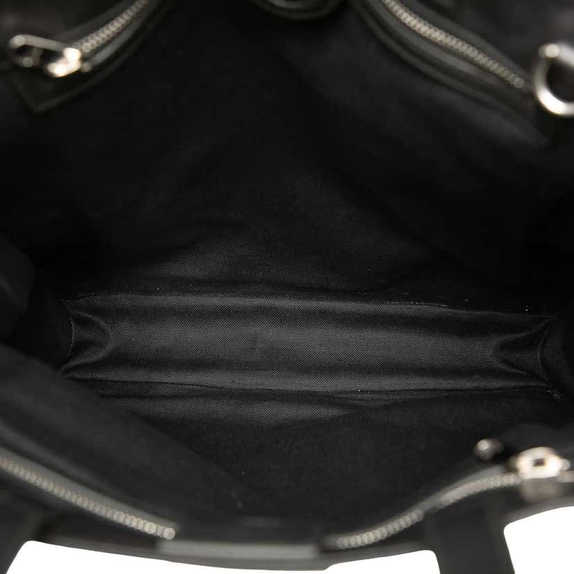 Gucci GG Supreme Tiger Convertible Soft Tote Black Canvas Very good condition - Model View
