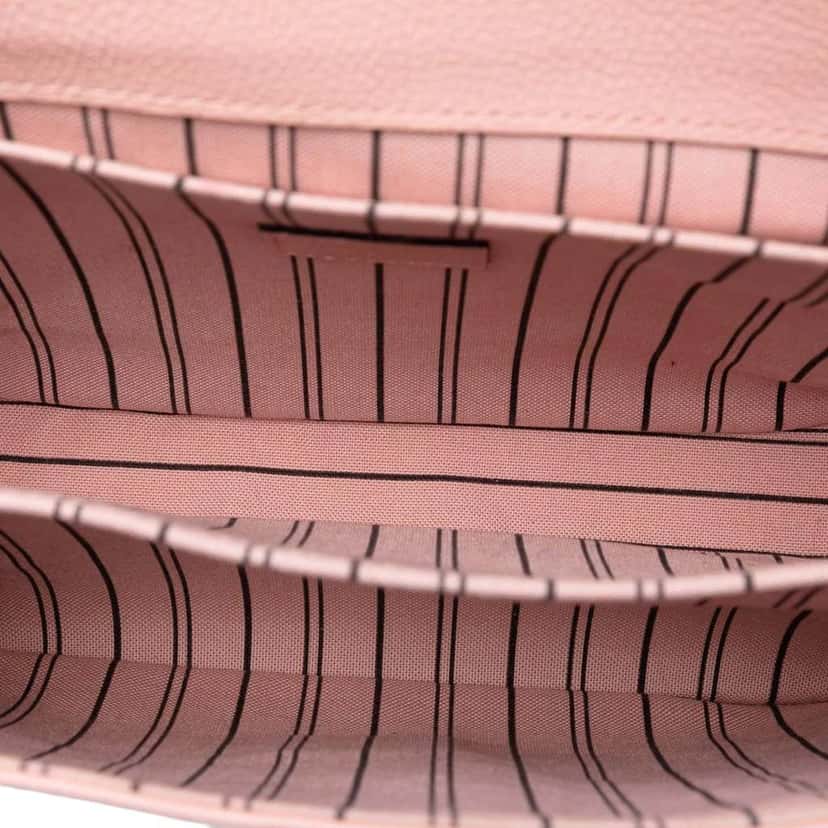 Louis Vuitton Monogram Empreinte Pochette Metis Pink Leather Good condition - Model View