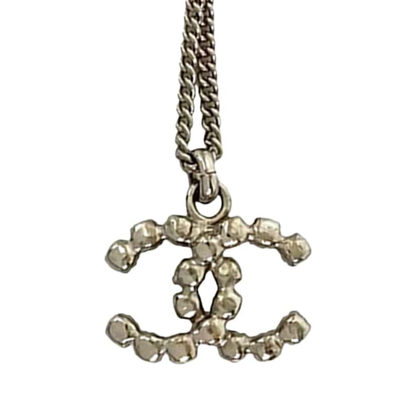 Chanel CC Silver Plated Rhinestone Pendant Necklace Silver Metal Good condition - Model View