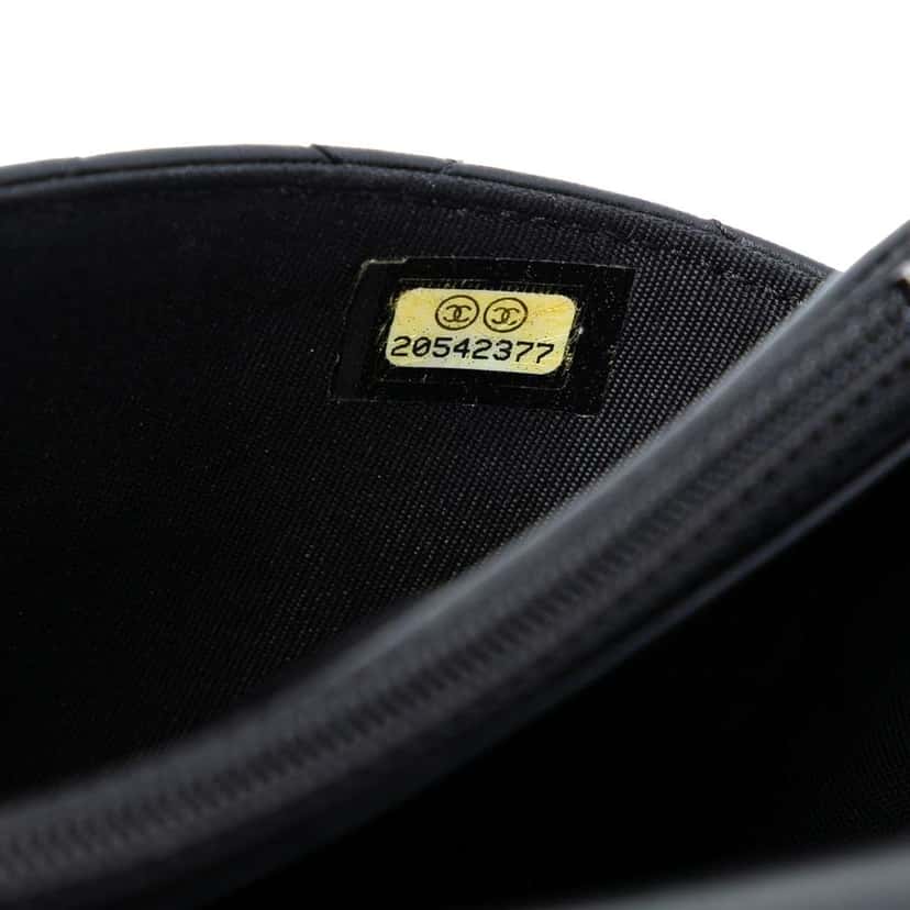 Chanel Quilted Lambskin Boy Wallet On Chain Black Leather Good condition - Box View