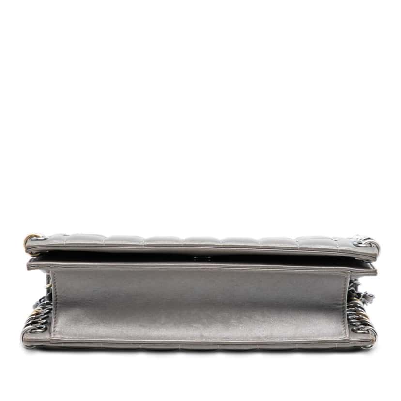 Chanel Small Lambskin Chocolate Bar CC Piercing Studded Chain Flap Grey Leather Very good condition - Inside View