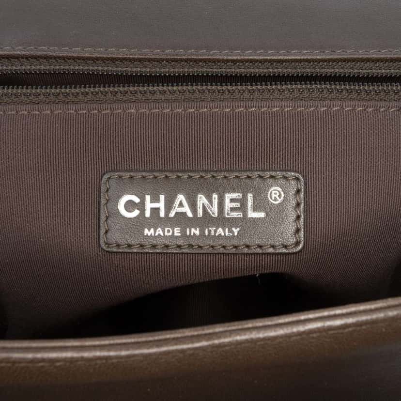 Chanel Large Quilted Lambskin Boy Flap Brown Leather Good condition - Box View