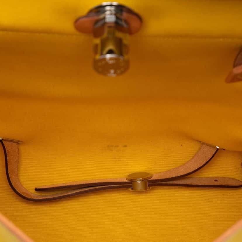 Hermès Toile Herbag A Dos Zip Retourne Backpack Yellow Canvas Good condition - Model View